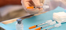 В РФ пока не выявлено осложнений после прививок живой вакциной против "свиного гриппа"