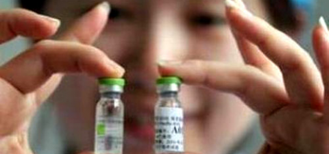 Германия надеется избавиться от излишков вакцины